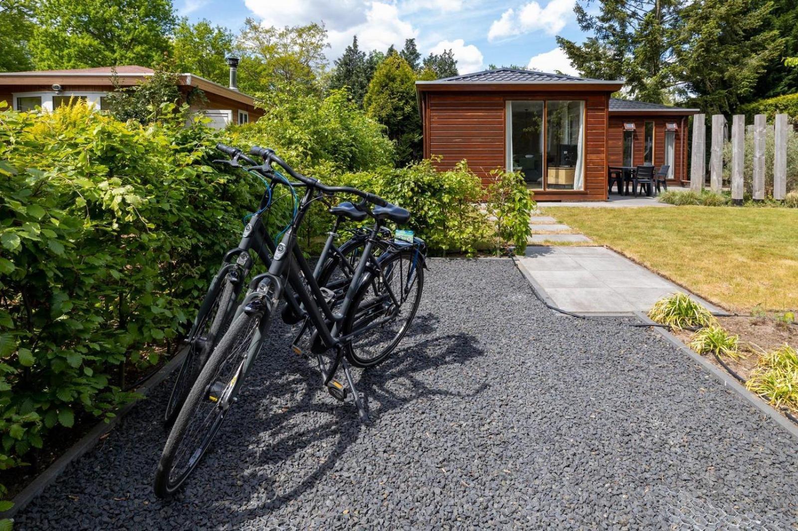 Bungalowpark Het Verscholen Dorp Hotell Harderwijk Eksteriør bilde